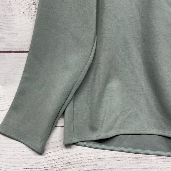 Uniqlo Gray Long Sleeve Top Shirt Size L - Picture 5 of 10